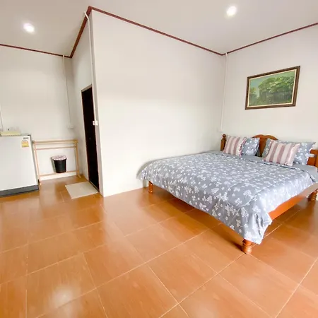 Bansuwan Homestay Amphawa Esterno foto