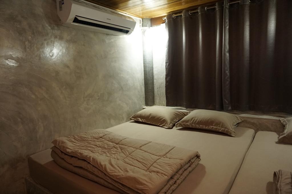 Homestay Bansuwan Amphawa